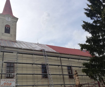 Obnova strechy kostola Najsvätejšej Trojice