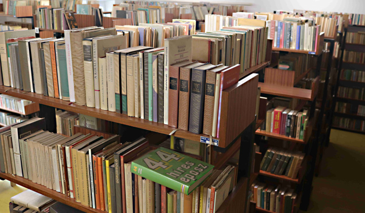 KNIŽNICA - KULT MINOR 2025